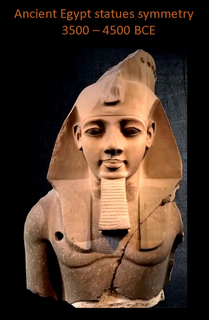 statue